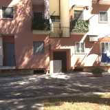 ...a poche decine di centimetri dal suolo
